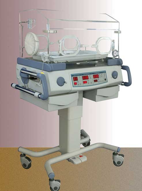          انکوباتور نوزاد سیار